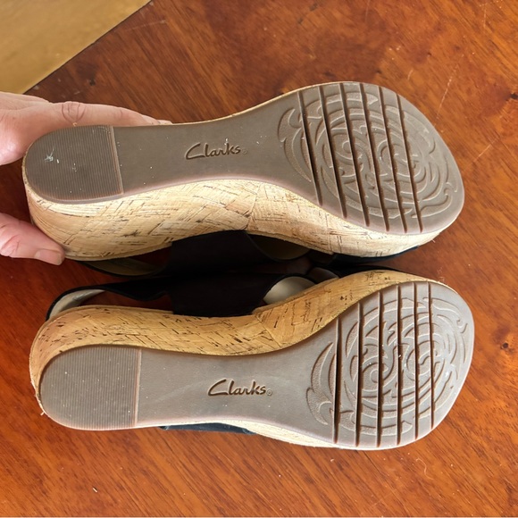 Black Wedge Sandals Clark’s Size 9 - Picture 4 of 4